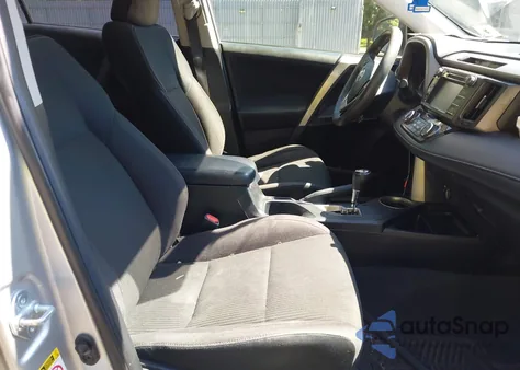 2015 Toyota Rav4 Xle из США, поврежденный, VIN JTMRFREVXFJ013730